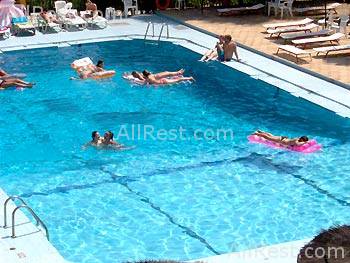 Laganas Hotel 4
